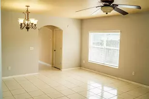 731 Cristelle Jean Dr, Ruskin, FL 33570 - Photo 9