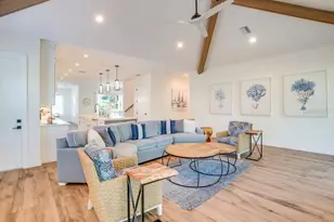 9403 Gulf Dr, Anna Maria, FL 34216 - Photo 5