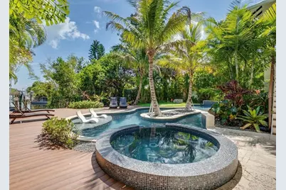 9403 Gulf Dr, Anna Maria, FL 34216 - Photo 61