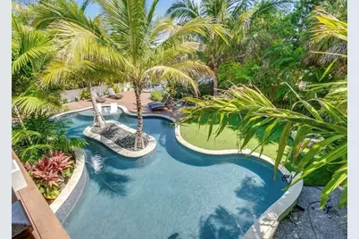 9403 Gulf Dr, Anna Maria, FL 34216 - Photo 59