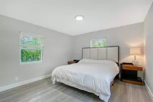 730 40th St, Sarasota, FL 34234 - Photo 37