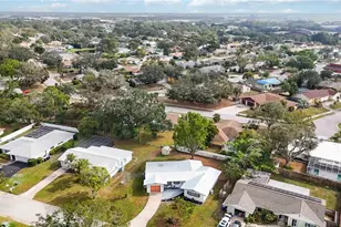 530 St Andrews Dr, Sarasota, FL 34243 - Photo 37