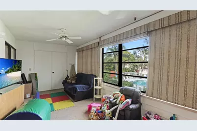 527 Spring Lakes Boulevard, Bradenton, FL 34210 - Photo 11