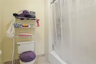 527 Spring Lakes Blvd, Bradenton, FL 34210 - Photo 17