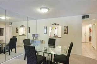 527 Spring Lakes Blvd, Bradenton, FL 34210 - Photo 7