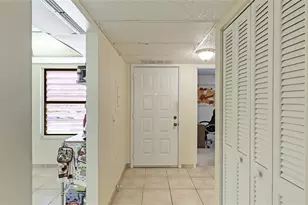 527 Spring Lakes Blvd, Bradenton, FL 34210 - Photo 3