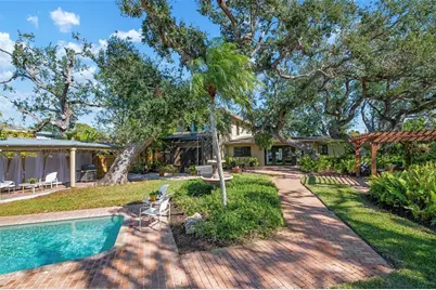 1827 Baywood Drive, Sarasota, FL 34231 - Photo 37