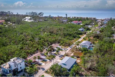 660 Gulf Bay Road, Longboat Key, FL 34228 - Photo 7