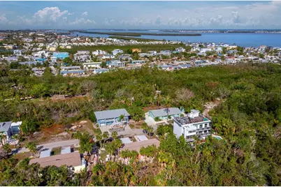 660 Gulf Bay Road, Longboat Key, FL 34228 - Photo 5