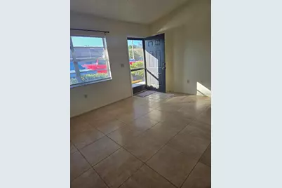 1313 54th Avenue E #1313, Bradenton, FL 34203 - Photo 3