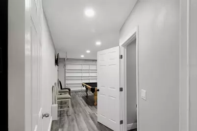 1127 De Leo Drive, Sarasota, FL 34243 - Photo 31