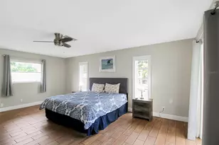 1127 De Leo Dr, Sarasota, FL 34243 - Photo 35