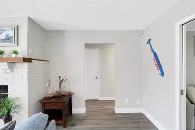 1127 De Leo Drive, Sarasota, FL 34243 - Photo 19