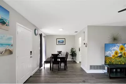 1127 De Leo Drive, Sarasota, FL 34243 - Photo 5