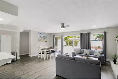 1127 De Leo Drive, Sarasota, FL 34243 - Photo 15