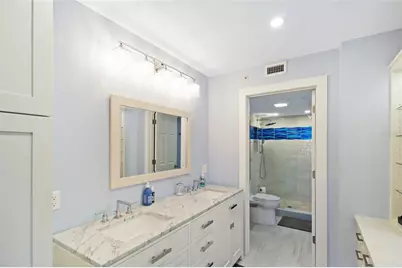 1335 Siesta Bayside Drive #1335C, Sarasota, FL 34242 - Photo 33