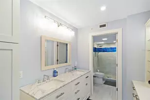 1335 Siesta Bayside Dr, Sarasota, FL 34242 - Photo 33