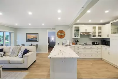 1335 Siesta Bayside Drive #1335C, Sarasota, FL 34242 - Photo 5