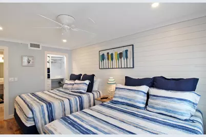 1335 Siesta Bayside Drive #1335C, Sarasota, FL 34242 - Photo 43