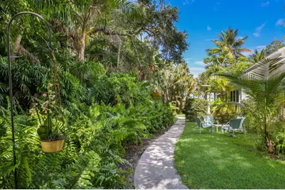 3301 Bay Shore Road, Sarasota, FL 34234 - Photo 21