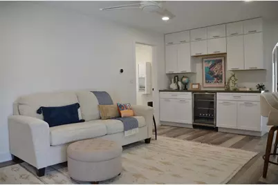 726 Birdsong Lane, Sarasota, FL 34242 - Photo 23