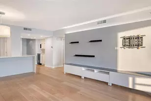 988 Boulevard of the Arts, Sarasota, FL 34236 - Photo 19