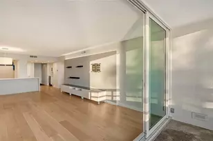 988 Blvd of the Arts, Sarasota, FL 34236 - Photo 19