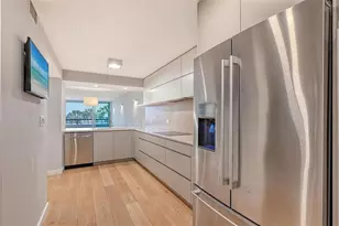 988 Boulevard of the Arts, Sarasota, FL 34236 - Photo 23