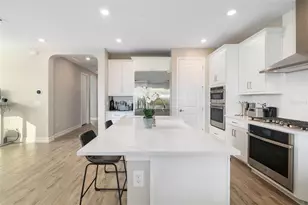 1901 6th St E, Palmetto, FL 34221 - Photo 9