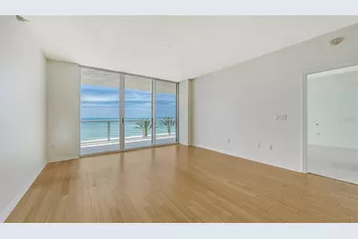 1800 Benjamin Franklin Drive #A405, Sarasota, FL 34236 - Photo 7