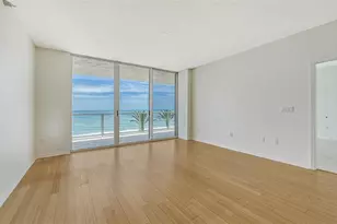 1800 Benjamin Franklin Dr, Sarasota, FL 34236 - Photo 7