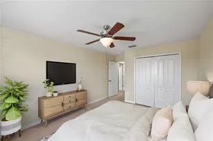 1964 Hawks View Dr, Ruskin, FL 33570 - Photo 13