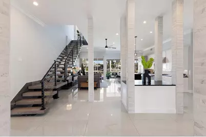 367 W Royal Flamingo Drive, Sarasota, FL 34236 - Photo 7