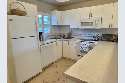 8370 Wingate Drive #714, Sarasota, FL 34238 - Photo 3