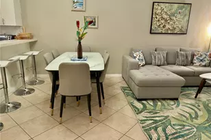 8370 Wingate Dr, Sarasota, FL 34238 - Photo 7