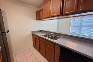 3882 59th Ave W, Bradenton, FL 34210 - Photo 11