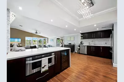 5645 Churchill Downs Road, Sarasota, FL 34241 - Photo 9