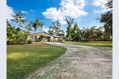 5645 Churchill Downs Road, Sarasota, FL 34241 - Photo 3