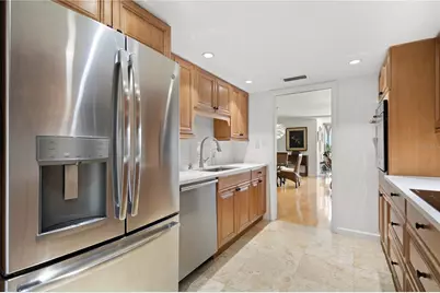 435 S Gulfstream Avenue #604, Sarasota, FL 34236 - Photo 11