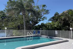 1155 Edgewater Cir, Bradenton, FL 34209 - Photo 37