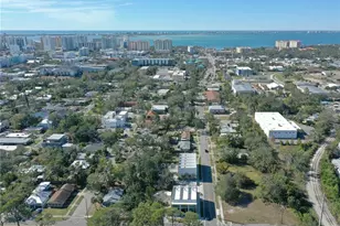1744 10th St, Sarasota, FL 34236 - Photo 3