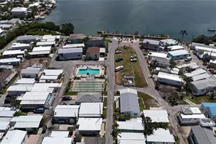 2601 Gulf Dr N, Bradenton Beach, FL 34217 - Photo 23