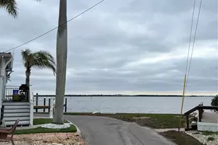 2601 Gulf Dr N, Bradenton Beach, FL 34217 - Photo 13