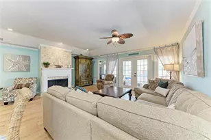 1552 Stickney Point Rd, Sarasota, FL 34231 - Photo 9