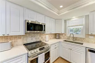 1552 Stickney Point Rd, Sarasota, FL 34231 - Photo 11