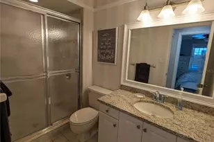 1552 Stickney Point Rd, Sarasota, FL 34231 - Photo 17