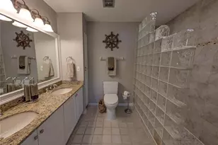 1552 Stickney Point Rd, Sarasota, FL 34231 - Photo 17