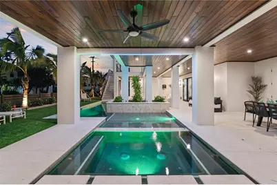 7007 Point Of Rocks Road, Sarasota, FL 34242 - Photo 9