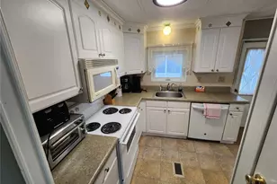 808 53rd Ave E, Bradenton, FL 34203 - Photo 5