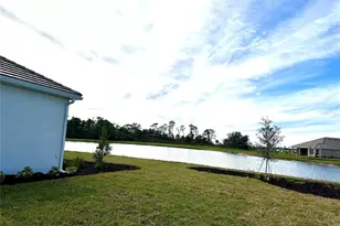 10394 Morning Mist Ln, Sarasota, FL 34241 - Photo 3